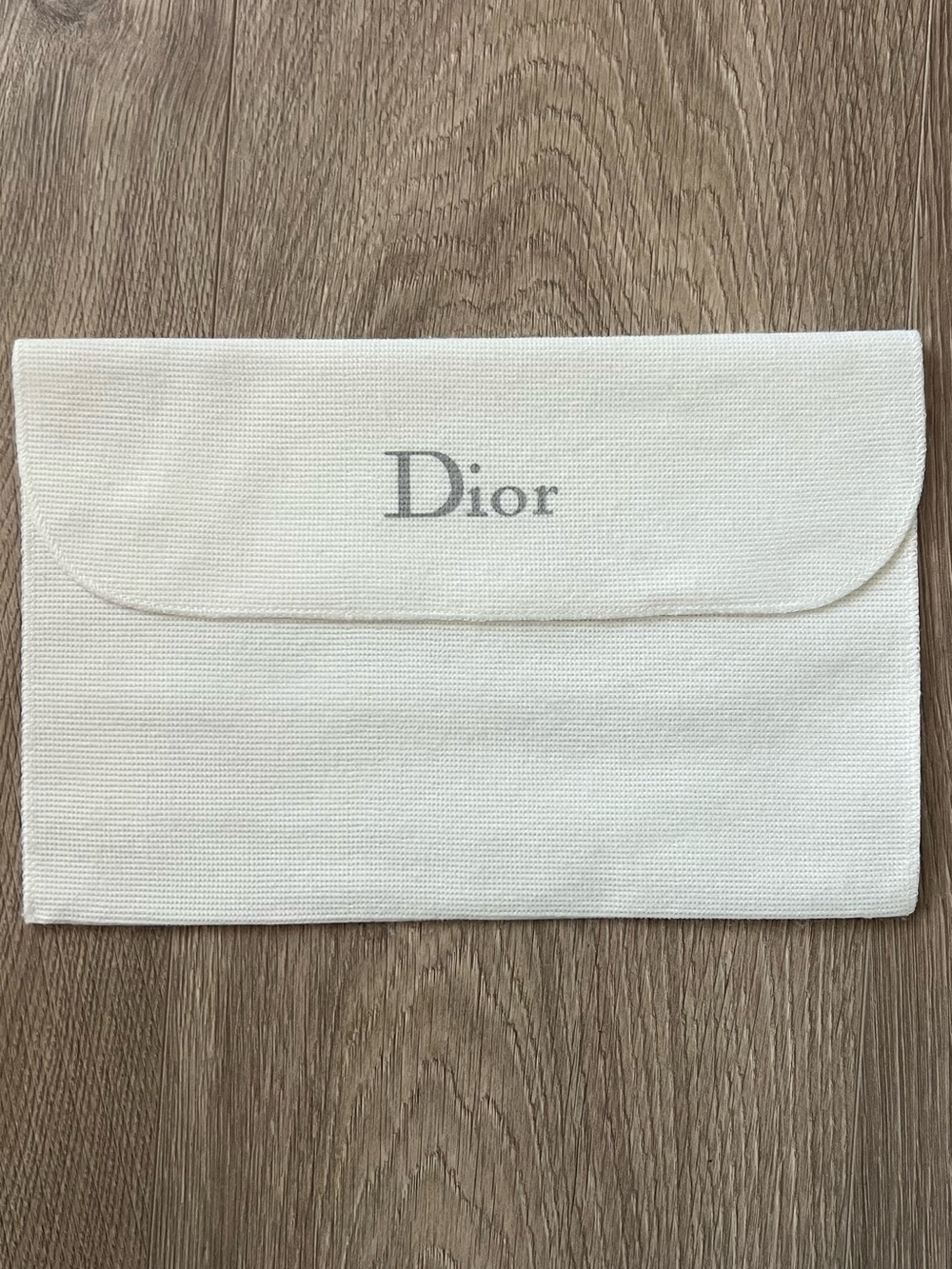 Dior dust bag (160)